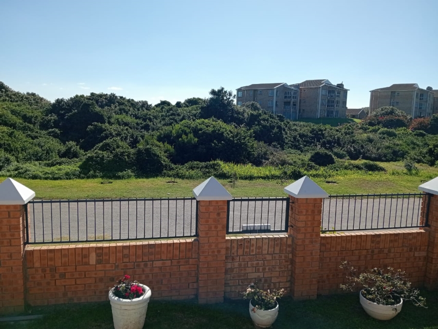 3 Bedroom Property for Sale in Aston Bay Eastern Cape